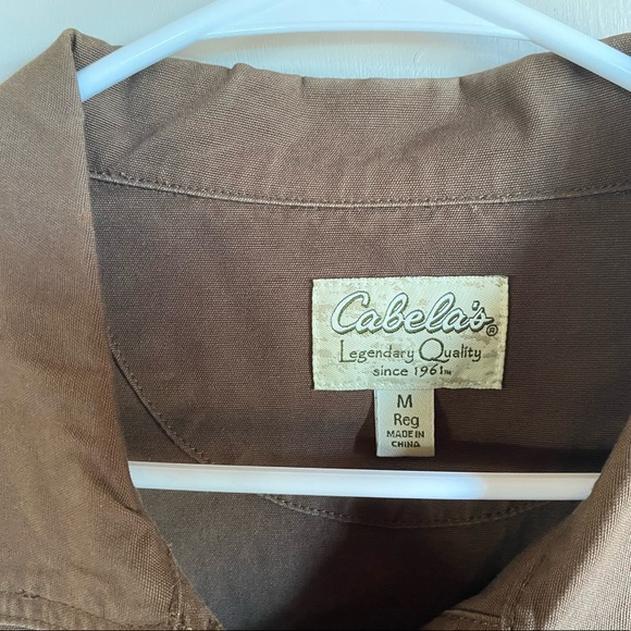 Cabela’s brown button down jacket size Medium  100% cotton - Picture 3 of 4